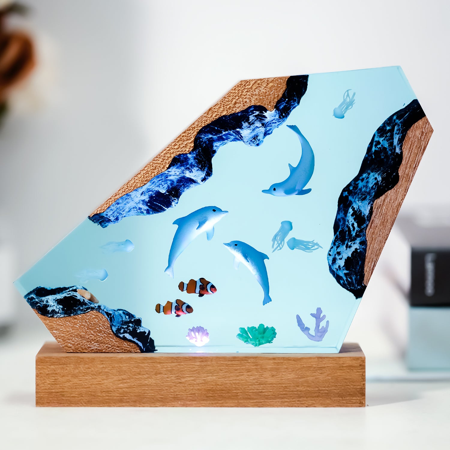 Playful Dolphins & Clownfish Geometric Crystal Resin Lamp