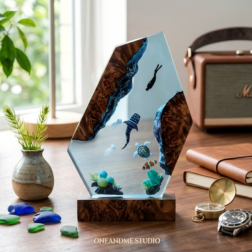 Whale Shark & Diver Ocean Resin Lamp - Sea Turtle Light