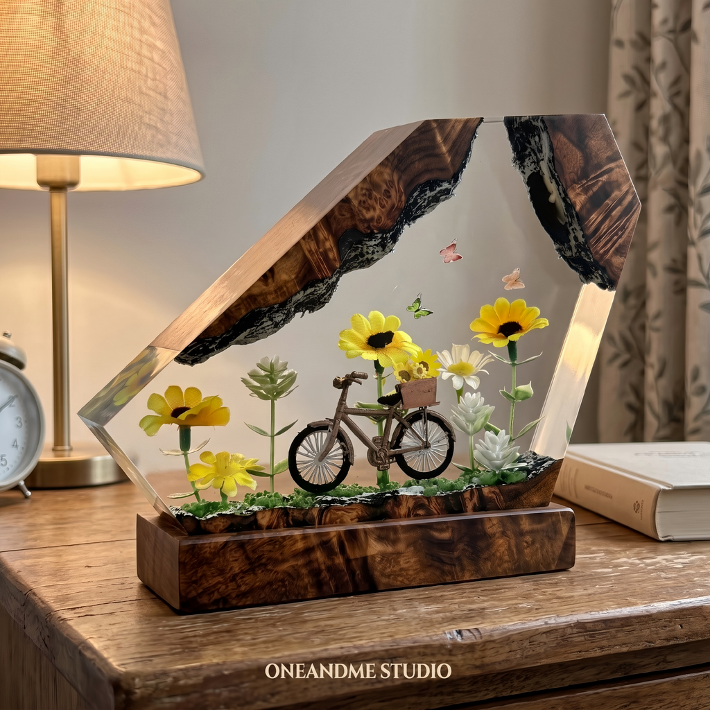 Vintage Bicycle & Sunflower Garden Resin Lamp